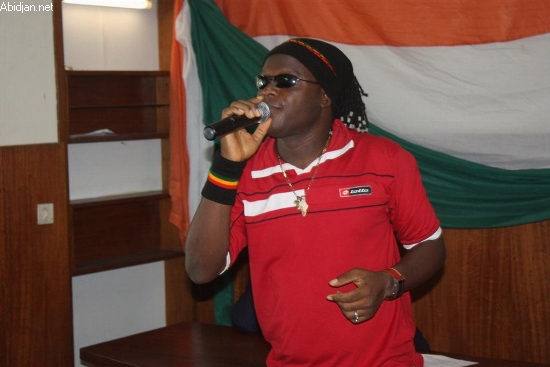 Commémoration de la mort de Bob Marley / Fadel Dey (reggaeman, artiste chanteur) : “En Côte d`Ivoire, chacun veut se prendre pour Bob Marley”